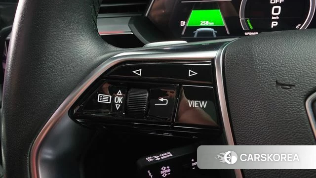 Audi e-Tron id 4721279 из Кореи 7