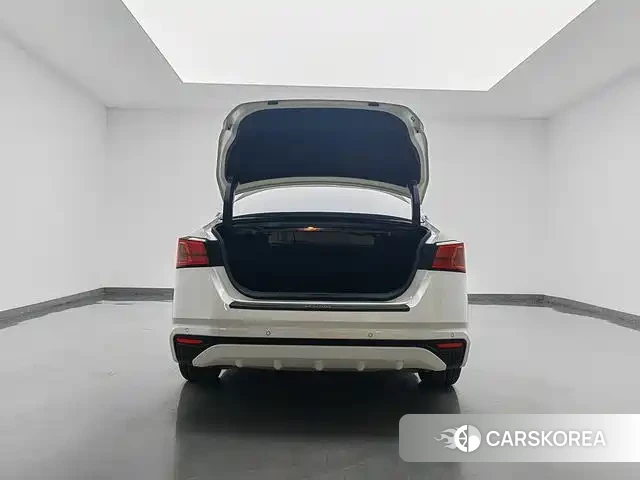 Nissan Altima id 4553964 из Китая 7