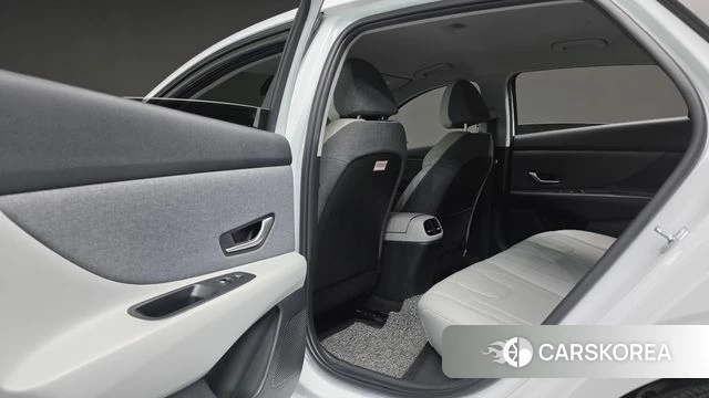 Hyundai Avante (CN7) id 3953488 из Кореи 7