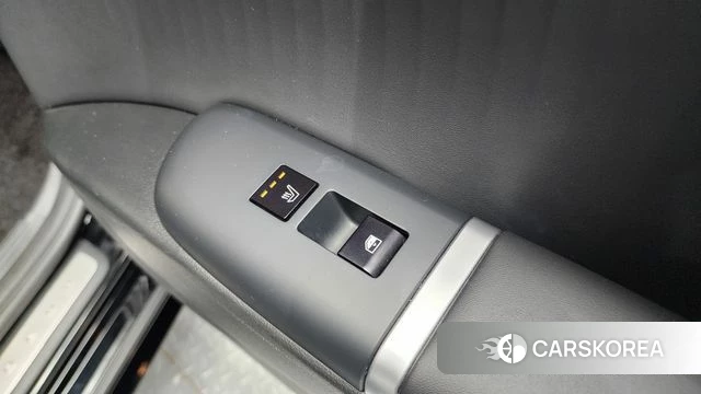 Hyundai Grandeur Hybrid (GN7) id 4916687 из Кореи 7