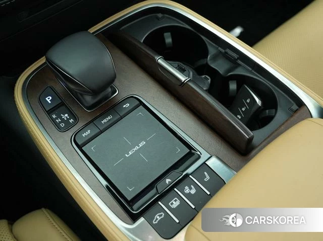 Lexus LS id 4374532 из Китая 7
