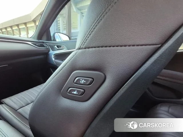 Genesis The New G70 id 3002556 из Кореи 7