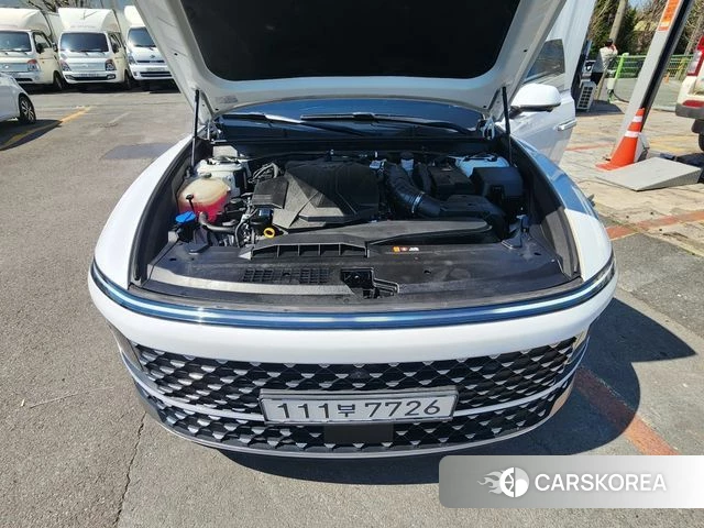 Hyundai Grandeur (GN7) id 3914717 из Кореи 7