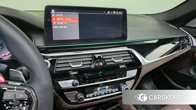 BMW 5 Series (G30) id 4292558 из Кореи 7