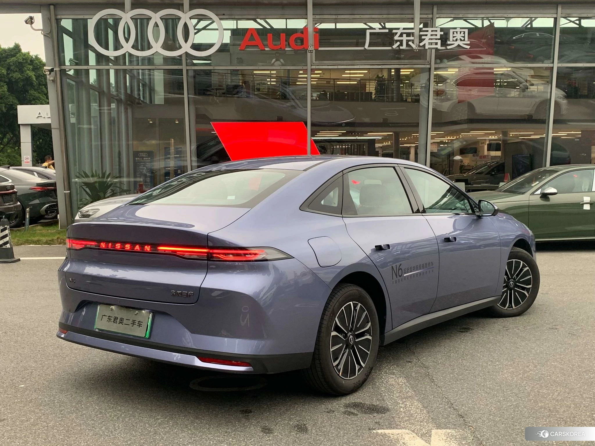 Nissan N6 id 4452692 из Китая 7