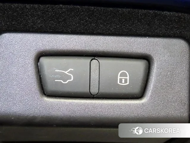 Maserati Ghibli id 3343272 из Кореи 7