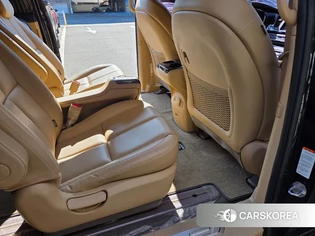 Kia The New Carnival id 3703701 из Кореи 7