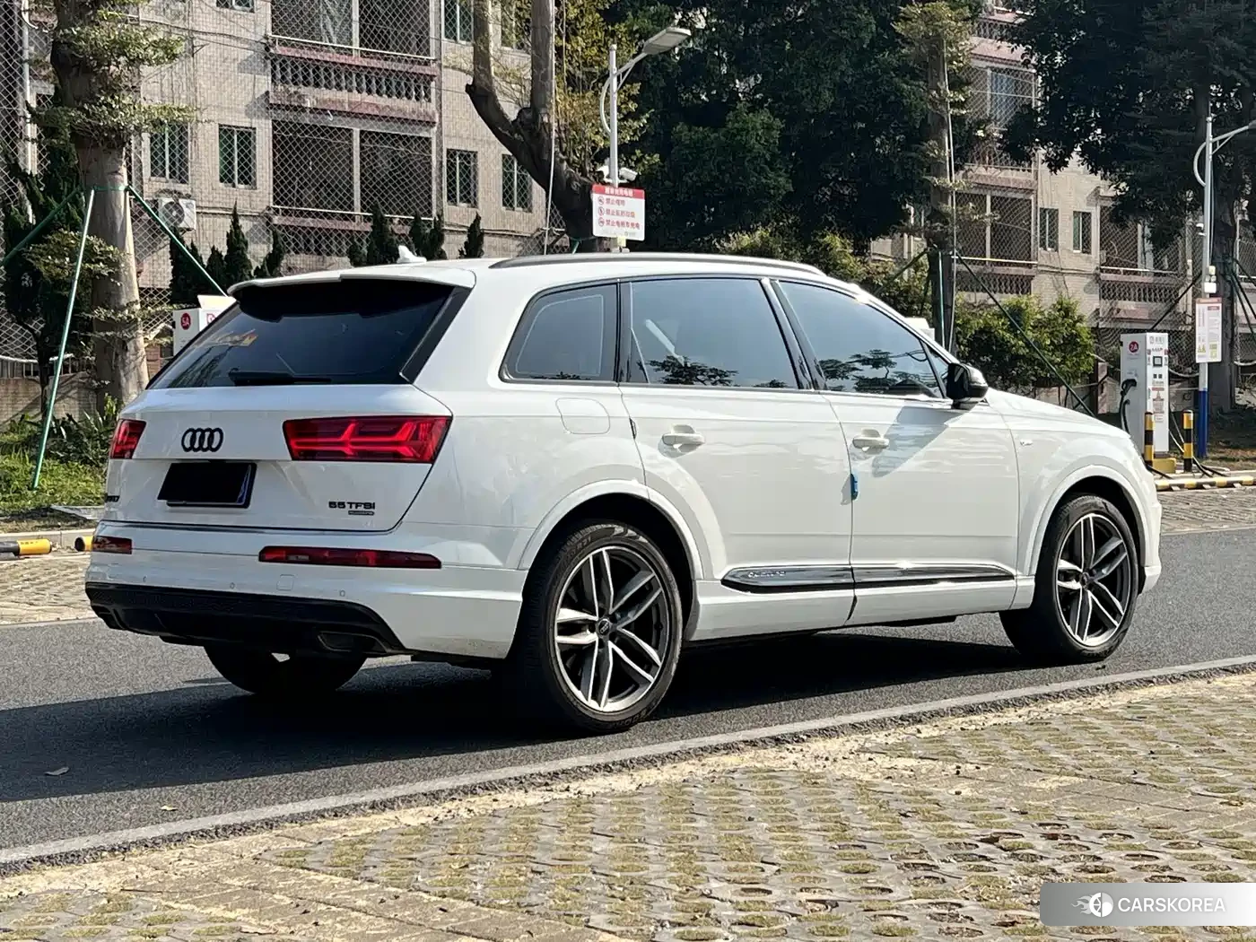 Audi Q7 id 4570783 из Китая 7