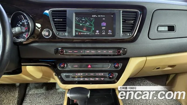 Kia The New Carnival id 2855365 из Кореи 7