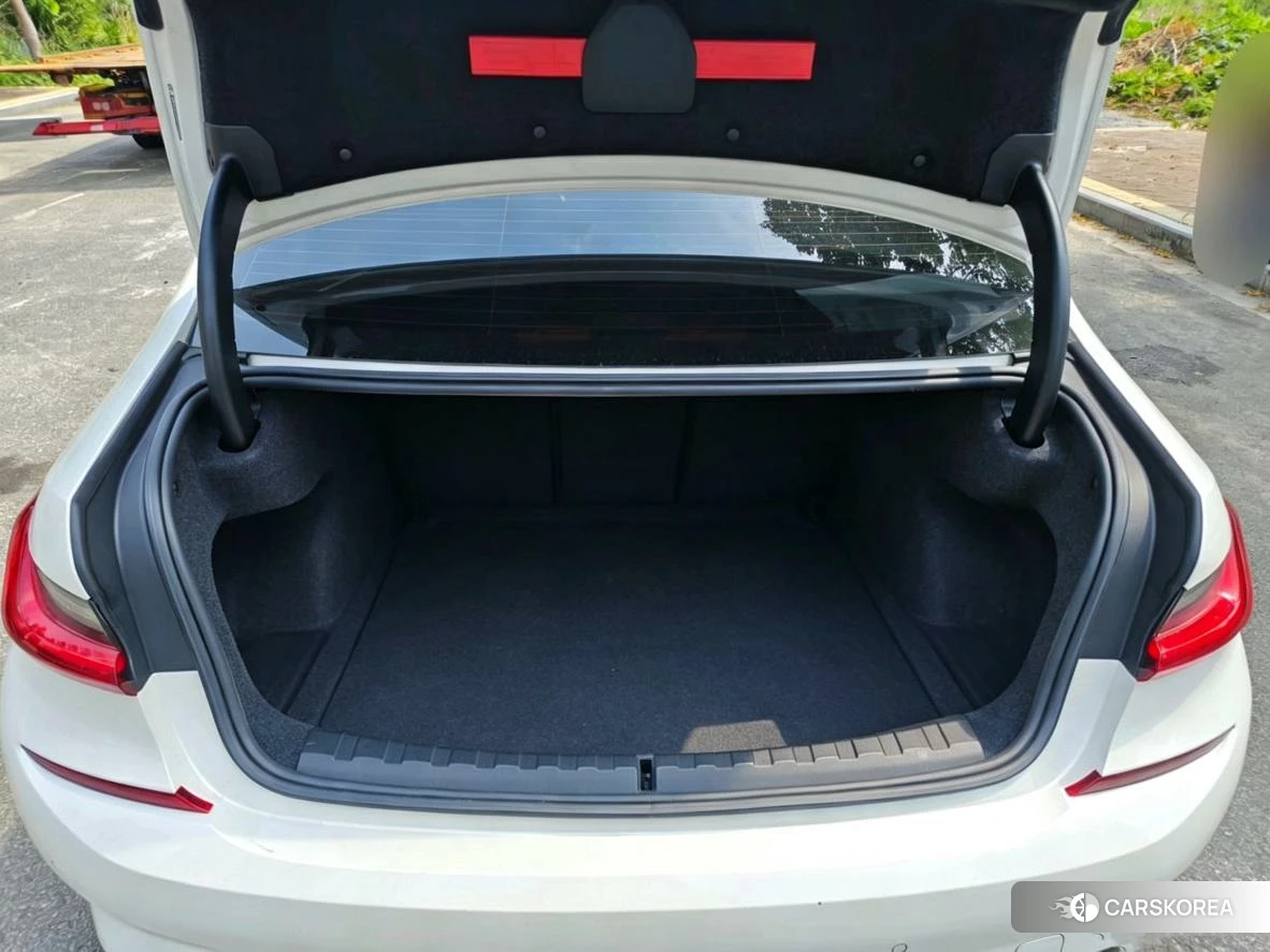 BMW 3 series id 4440729 из Китая 7