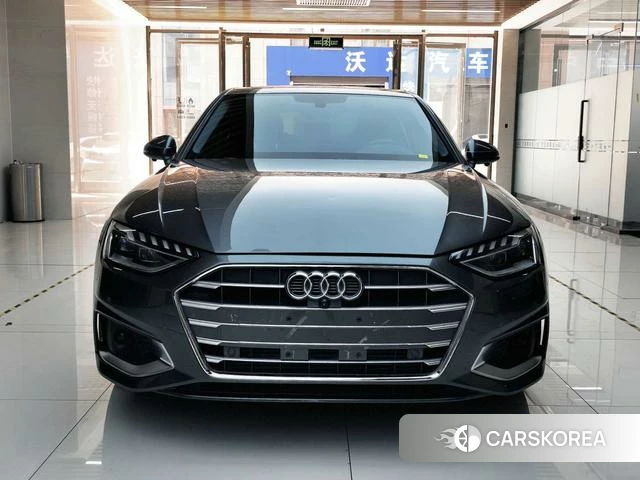 Audi A4L id 3902298 из Китая 7