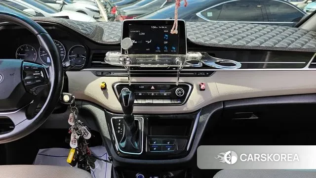 Hyundai The New Grand Starex id 3469786 из Кореи 7