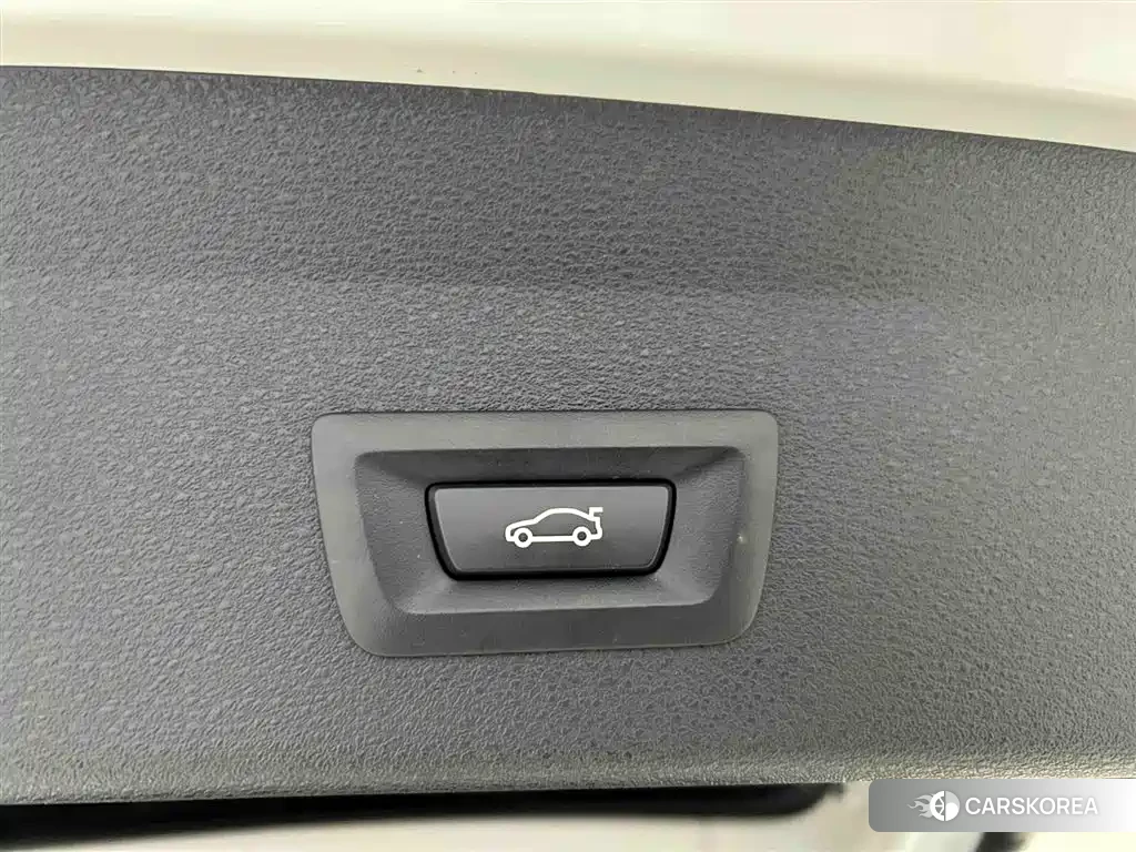 BMW X1 id 4606908 из Китая 7