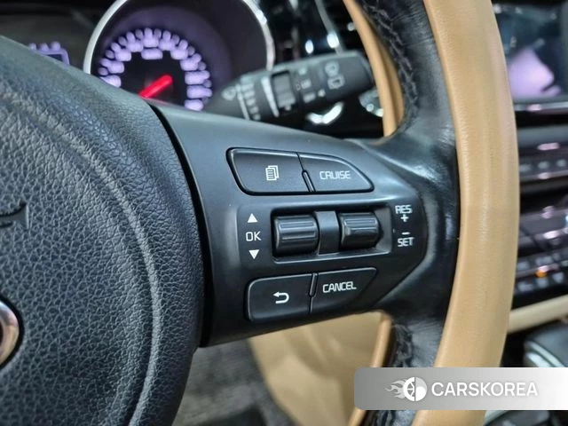 Kia All New Carnival id 4713450 из Кореи 7