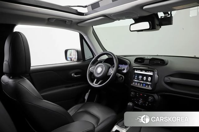 Jeep Renegade id 3842799 из Кореи 7