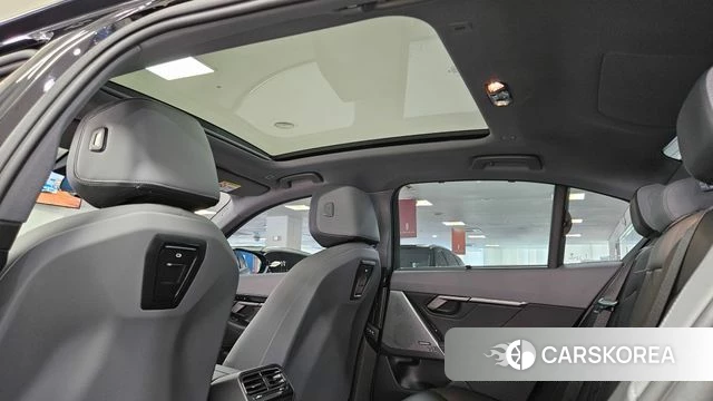 BMW 5 Series (G60) id 4441665 из Кореи 7
