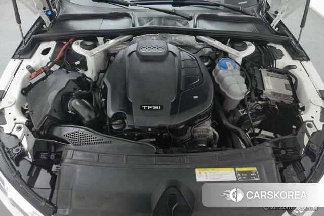 Audi A4L id 4210273 из Китая 7