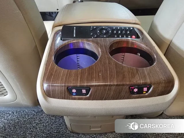 Kia All New Carnival id 3339520 из Кореи 7