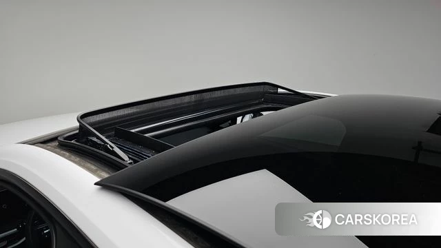 Hyundai Grandeur (GN7) id 3953493 из Кореи 7