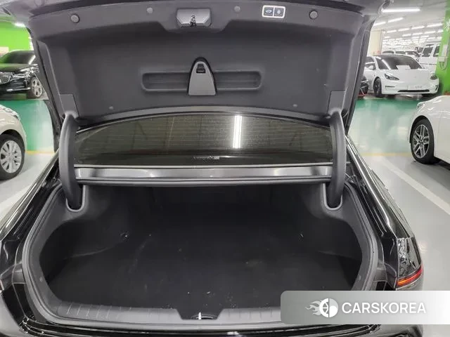 Hyundai Grandeur (GN7) id 3586200 из Кореи 7