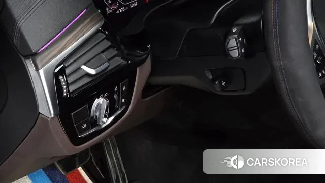 BMW 6 Series GT (G32) id 3568007 из Кореи 7