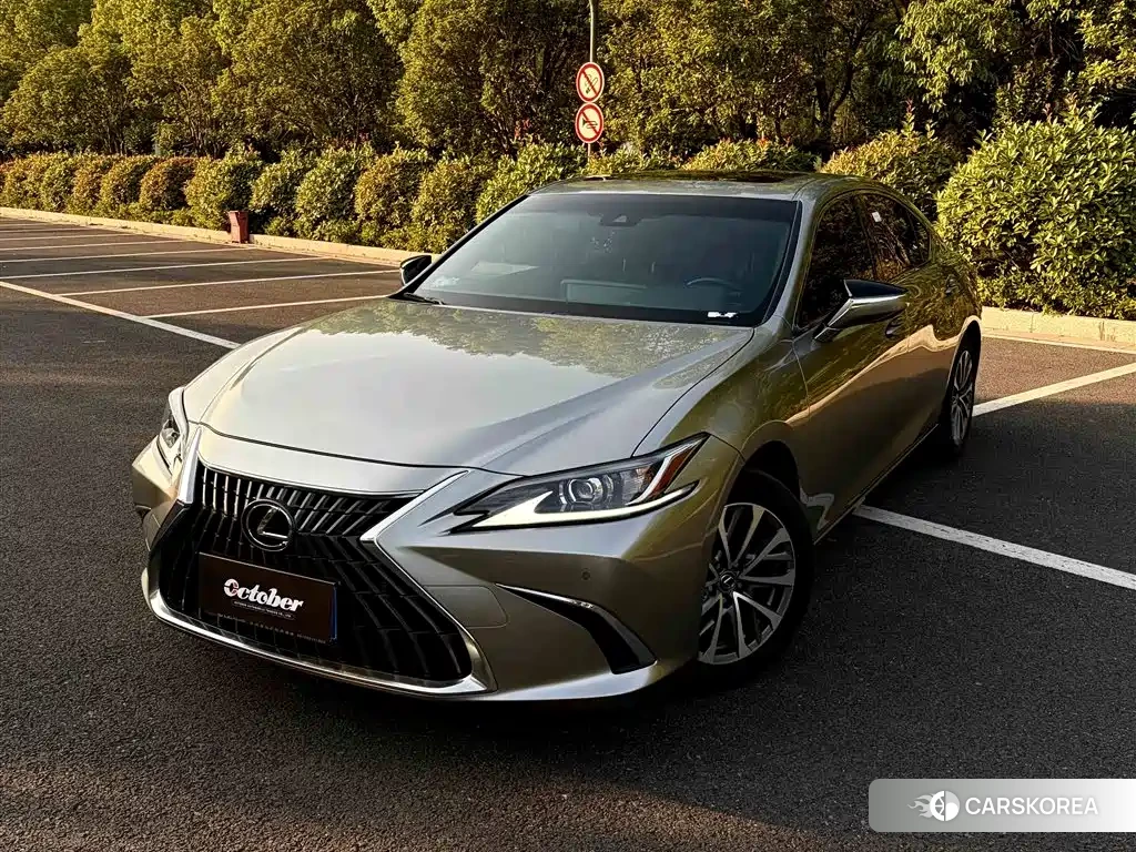 Lexus ES id 4546029 из Китая 7