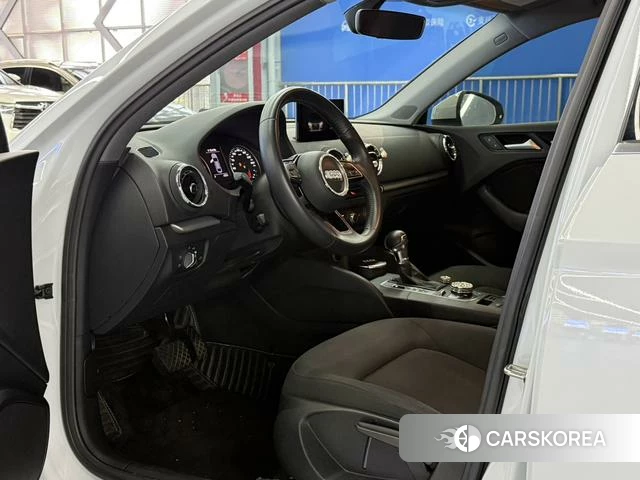 Audi A3 id 4211041 из Китая 7