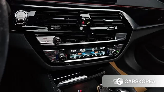 BMW 5 Series (G30) id 3289547 из Кореи 7