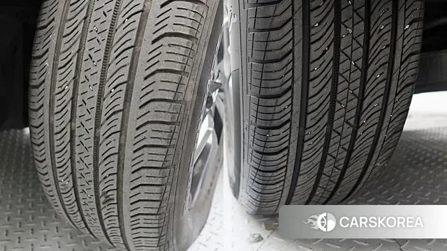 Lexus UX300h id 3554973 из Кореи 7