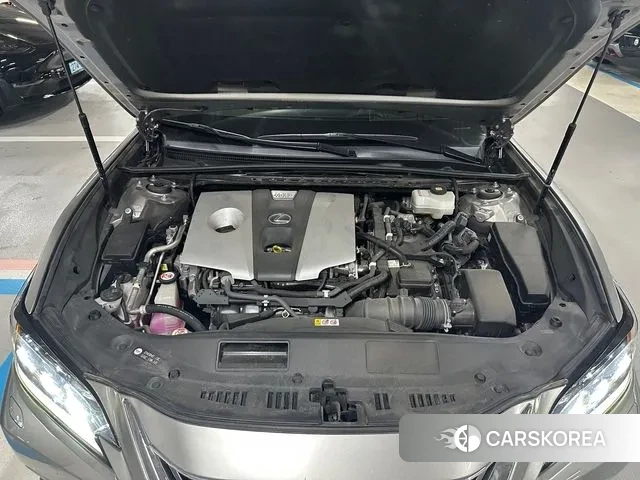 Lexus ES300h 7th generation id 2976084 из Кореи 7