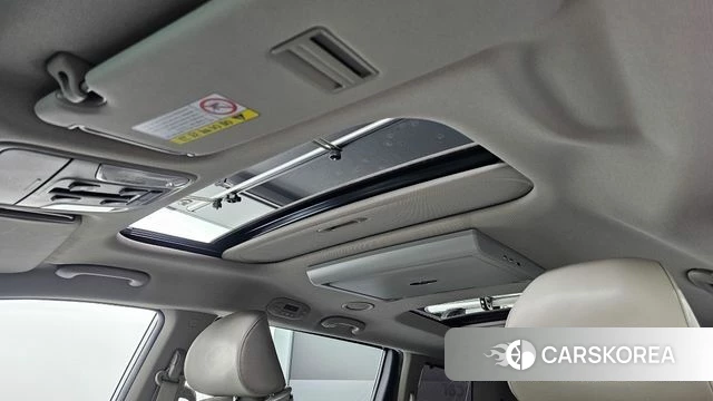 Kia All New Carnival id 3861811 из Кореи 7