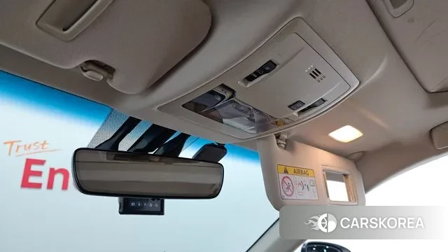 Lexus New ES300h id 3666996 из Кореи 7