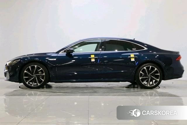 Audi A7L id 4257469 из Китая 7