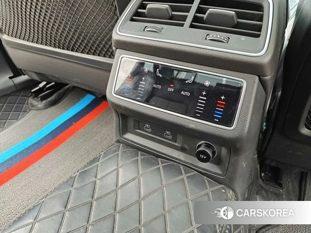 Audi A6L id 3901880 из Китая 7