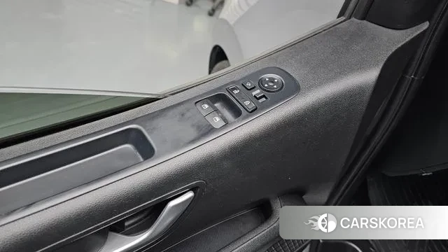 Hyundai Staria id 3502988 из Кореи 7