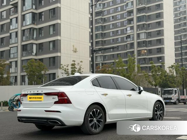 Volvo S60 id 4213109 из Китая 7
