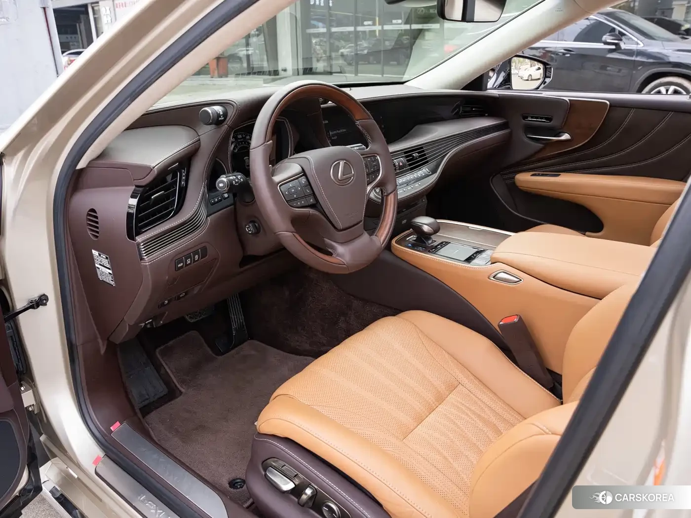 Lexus LS id 4553729 из Китая 7