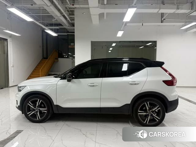 Volvo XC40 id 4214122 из Китая 7