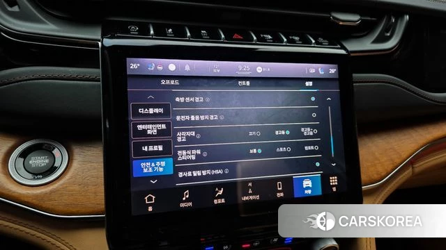 Jeep Grand Cherokee (WL) id 3838906 из Кореи 7