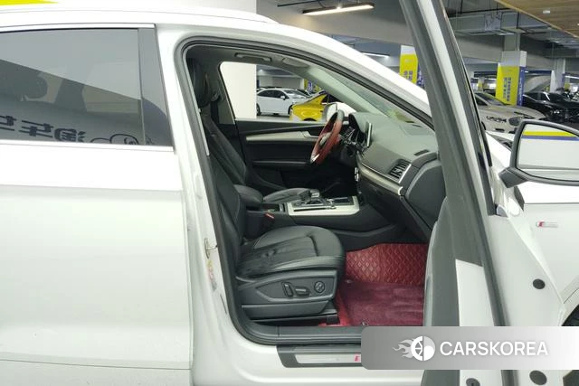 Audi Q5L id 4273100 из Китая 7