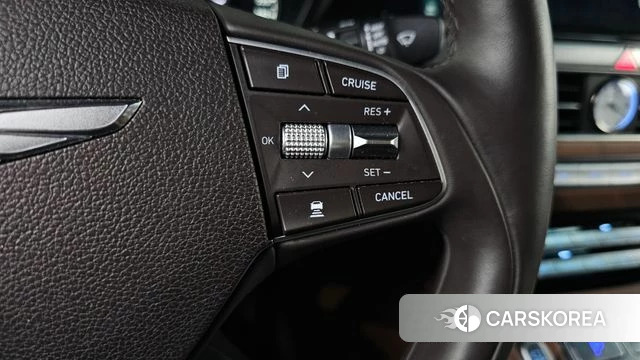 Genesis G90 id 4626000 из Кореи 7