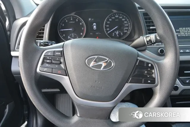 Hyundai Avante AD id 3465067 из Кореи 7