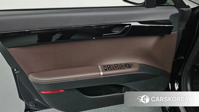 Hyundai Grandeur Hybrid (GN7) id 4322136 из Кореи 7