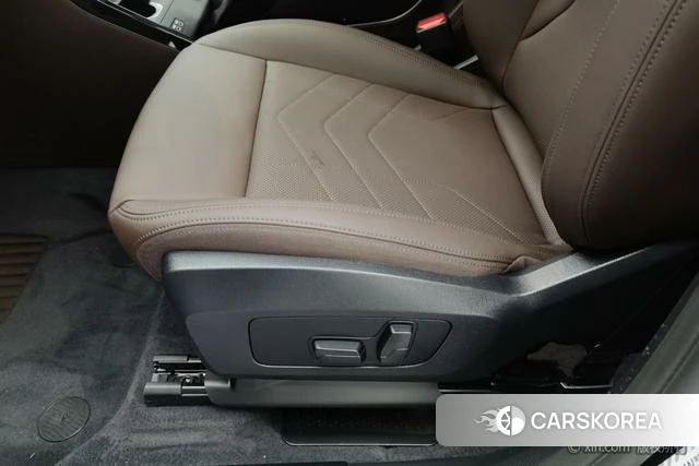 BMW iX1 id 4306996 из Китая 7