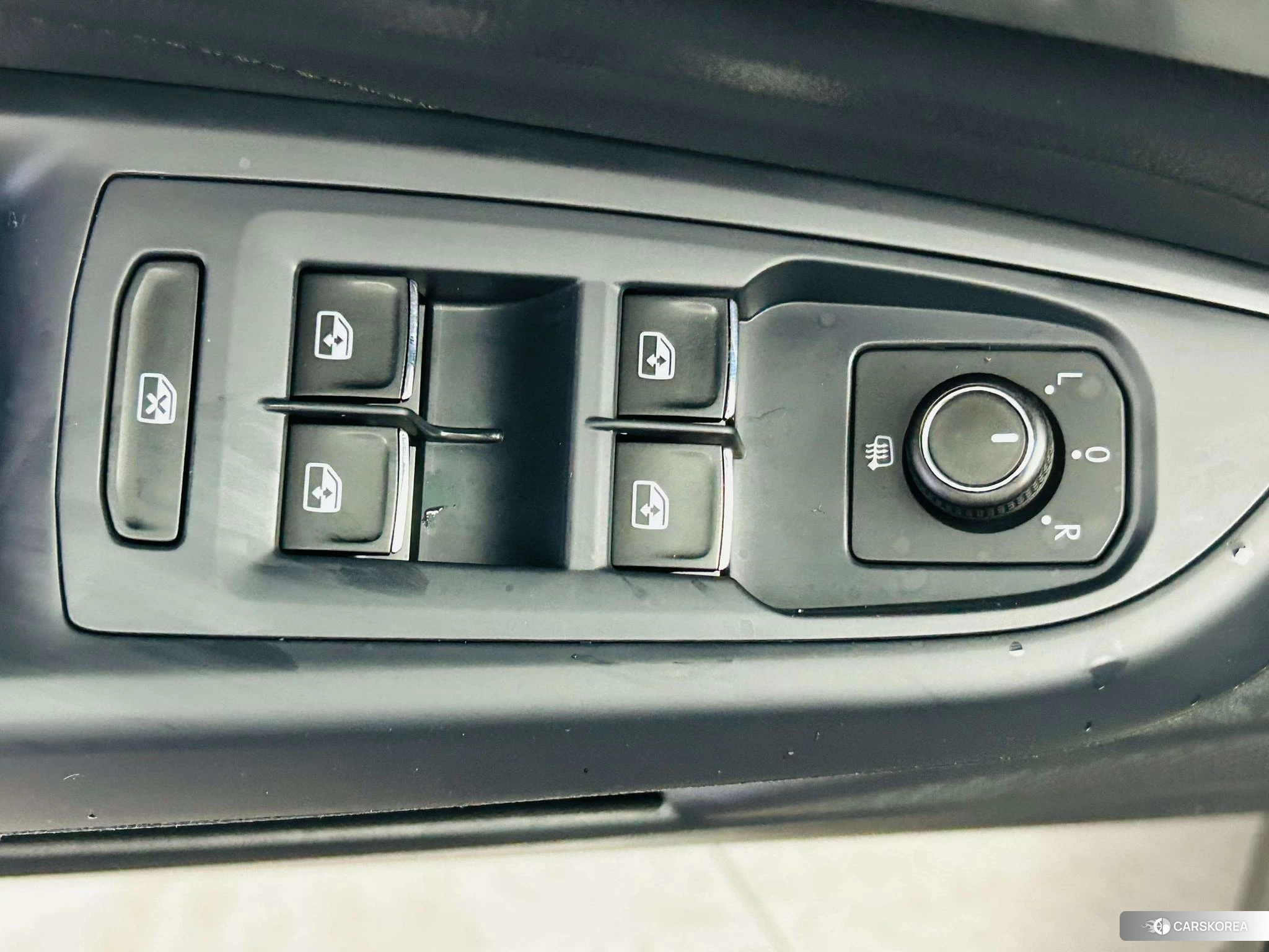 Volkswagen Passat id 4426598 из Китая 7
