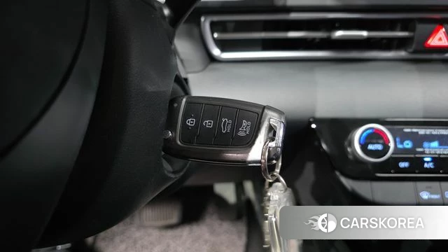 Hyundai Avante Hybrid (CN7) id 4535560 из Кореи 7