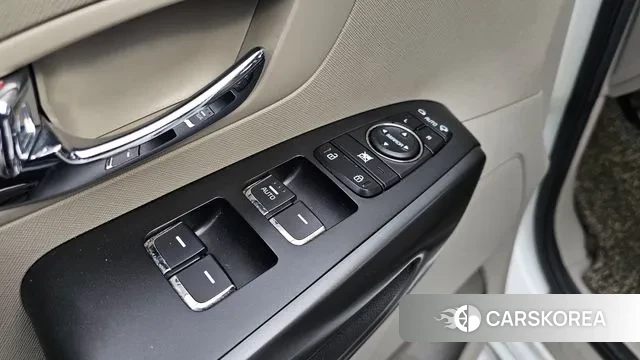 Kia The New Carnival id 3728217 из Кореи 7