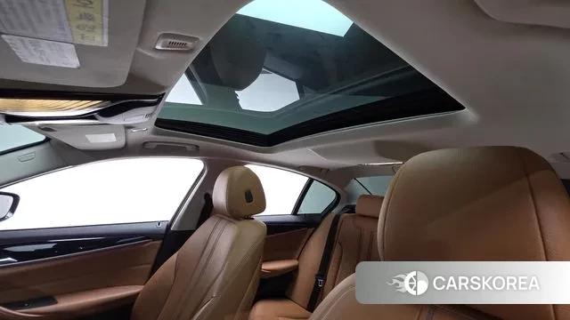 BMW 5 Series (G30) id 3005002 из Кореи 7