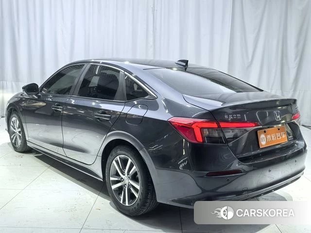 Honda Civic id 4313885 из Китая 7