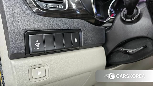 Kia The New Carnival id 4402978 из Кореи 7